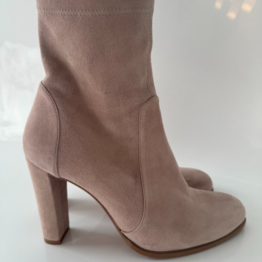 Stuart Weitzman beige suede booties, size 9